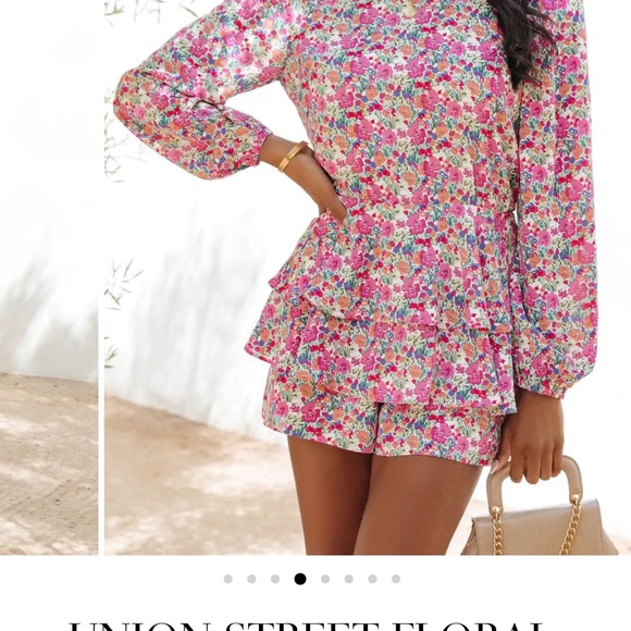 VICI XS FLORAL ROMPER Endless Rose NWT beautiful - Picture 7 of 9